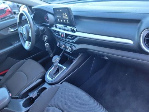 Used 2021 Kia Forte LXS image 15