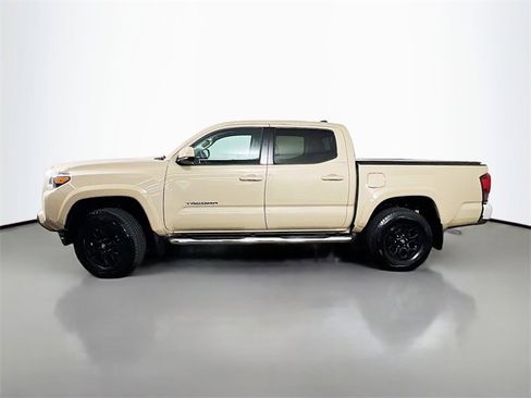 Used 2019 Toyota Tacoma SR5 image 6