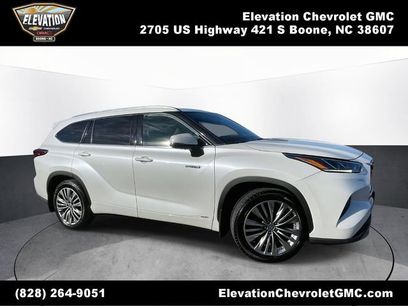 Used 2021 Toyota Highlander Platinum