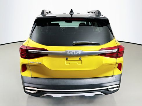 Certified 2023 Kia Seltos Nightfall Edition image 6
