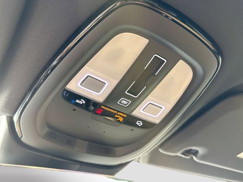 New 2026 Volvo V60 B5 Cross Country Ultra w/ Protection Package Premier image 20