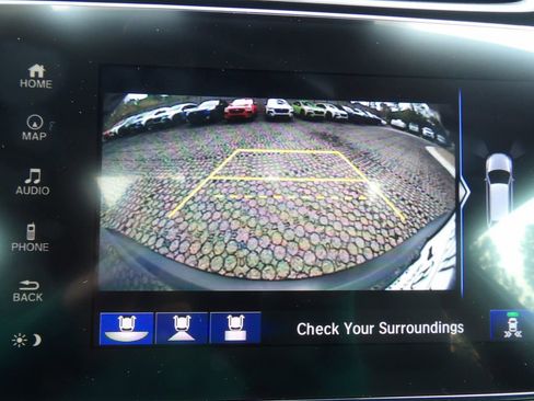 Used 2022 Honda CR-V Touring image 21