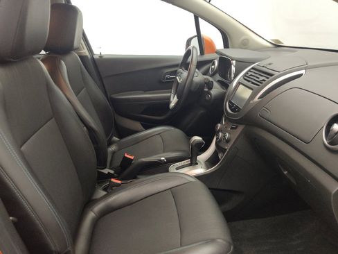 Used 2015 Chevrolet Trax LT w/ LT Plus Package FWD image 21