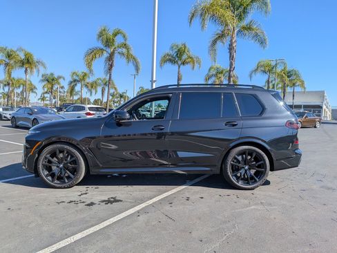 Certified 2024 BMW X7 M60i w/ Executive Package image 7