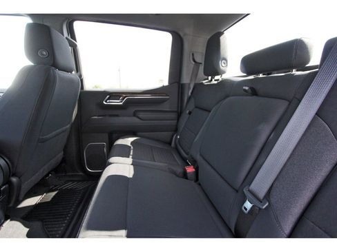 Used 2022 GMC Sierra 1500 Elevation image 12