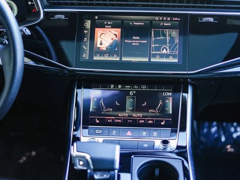 Used 2021 Audi Q7 2.0T Premium w/ Convenience Package image 28