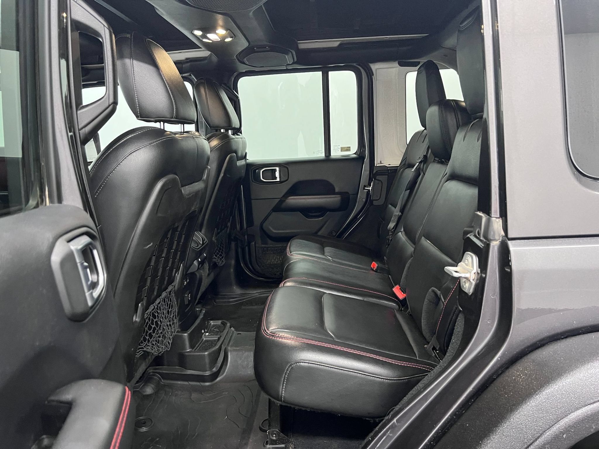 Used 2019 Jeep Wrangler Unlimited Rubicon AWD/4WD image 23