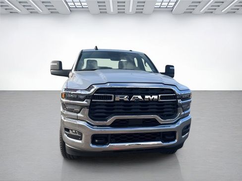 Used 2025 RAM 2500 Big Horn AWD/4WD image 10