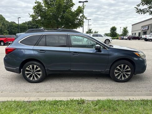 Used 2015 Subaru Outback 2.5i Limited AWD/4WD image 4