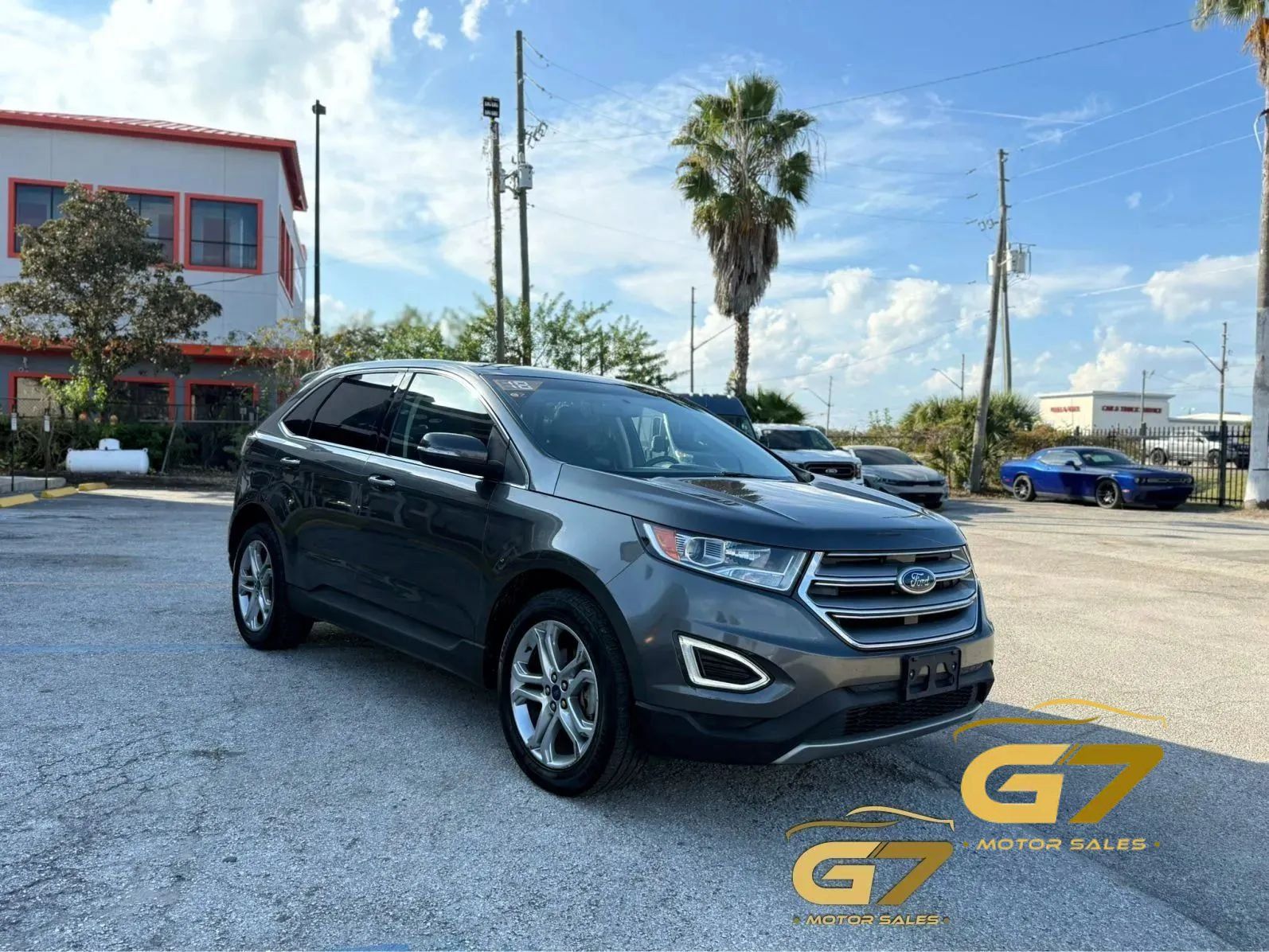Used 2018 Ford Edge Titanium w/ Equipment Group 301A FWD image 7