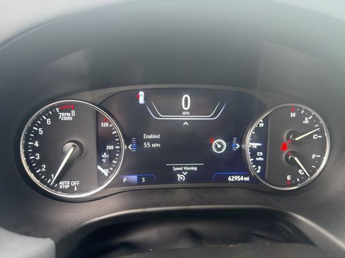 Used 2024 Buick Enclave Premium image 9