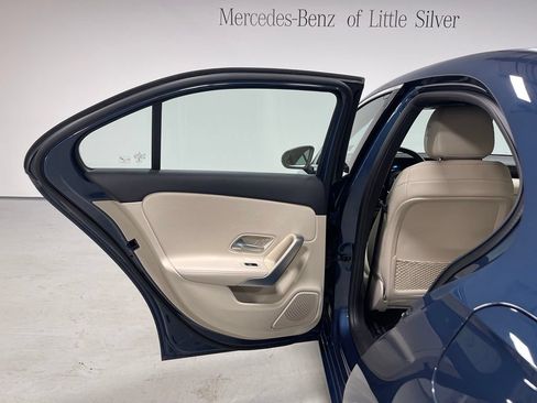 Used 2019 Mercedes-Benz A 220 4MATIC image 23