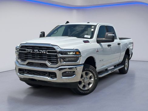 Used 2026 RAM 2500 Big Horn AWD/4WD image 2