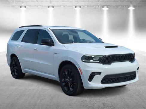 Certified 2023 Dodge Durango R/T RWD image 2
