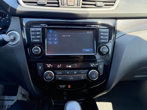 Used 2016 Nissan Rogue SL w/ SL Premium Package AWD/4WD image 22