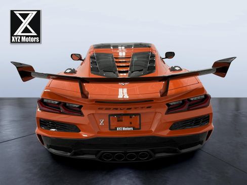 Used 2025 Chevrolet Corvette ZR1 w/ ZR1 Carbon Fiber Aero Package RWD image 6