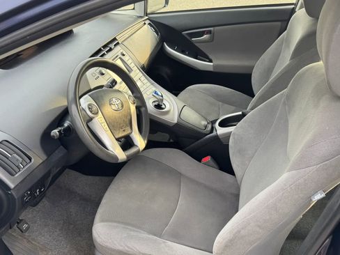 Used 2014 Toyota Prius Three FWD image 16