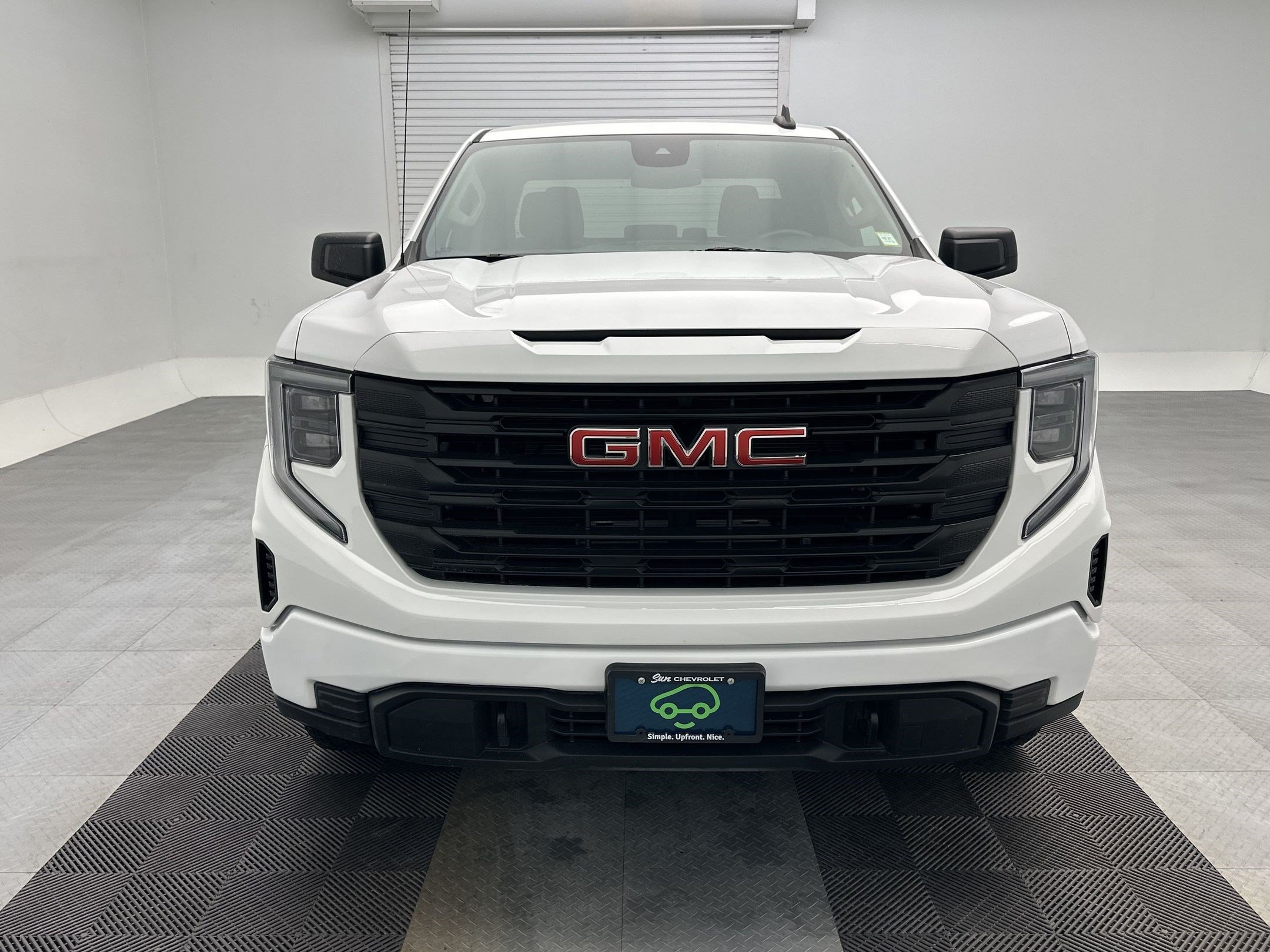 Certified 2023 GMC Sierra 1500 Pro w/ Graphite Edition AWD/4WD image 6