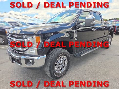 Used 2021 Ford F250 XLT w/ XLT Premium Package AWD/4WD image 2