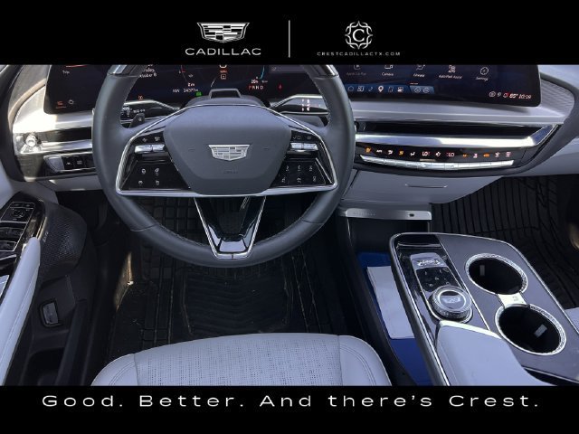 Used 2024 Cadillac Lyriq Luxury AWD/4WD image 13