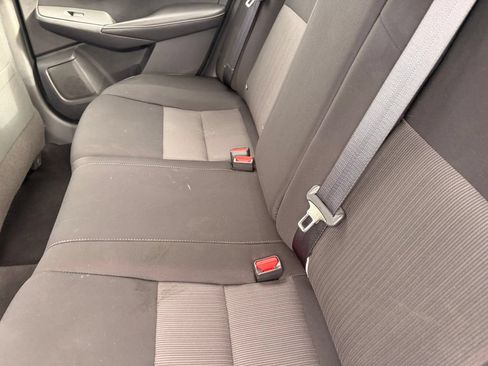 Certified 2024 Nissan Sentra SV FWD image 17