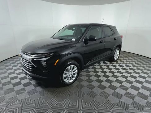 New 2026 Chevrolet TrailBlazer LS image 4