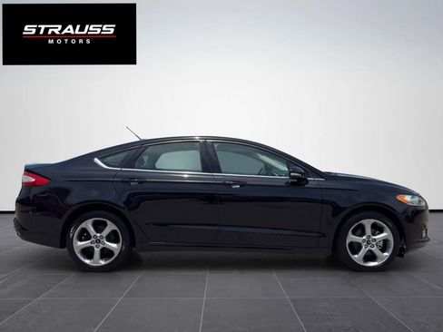Used 2016 Ford Fusion SE AWD/4WD image 5