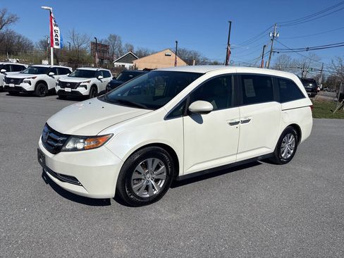 Used 2016 Honda Odyssey SE image 4