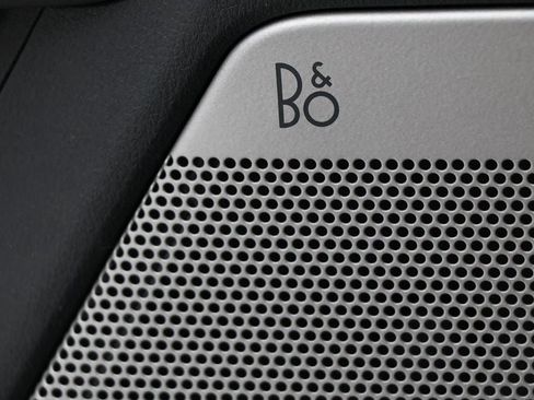 Used 2023 Ford F150 Lariat w/ Equipment Group 502A High image 36