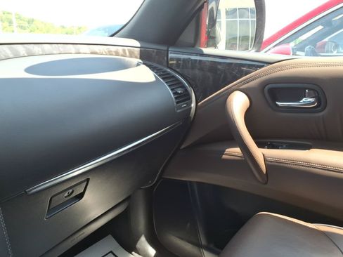 Used 2023 Nissan Armada Platinum w/ Captain's Chairs Package AWD/4WD image 32