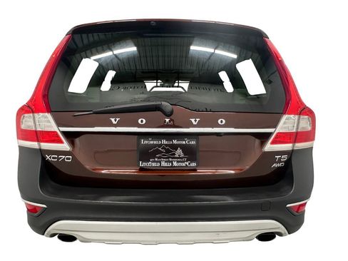 Used 2016 Volvo XC70 T5 Premier w/ Protection Package image 5