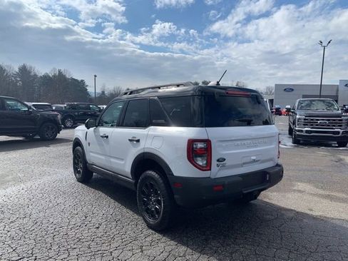 Used 2025 Ford Bronco Sport Badlands image 6