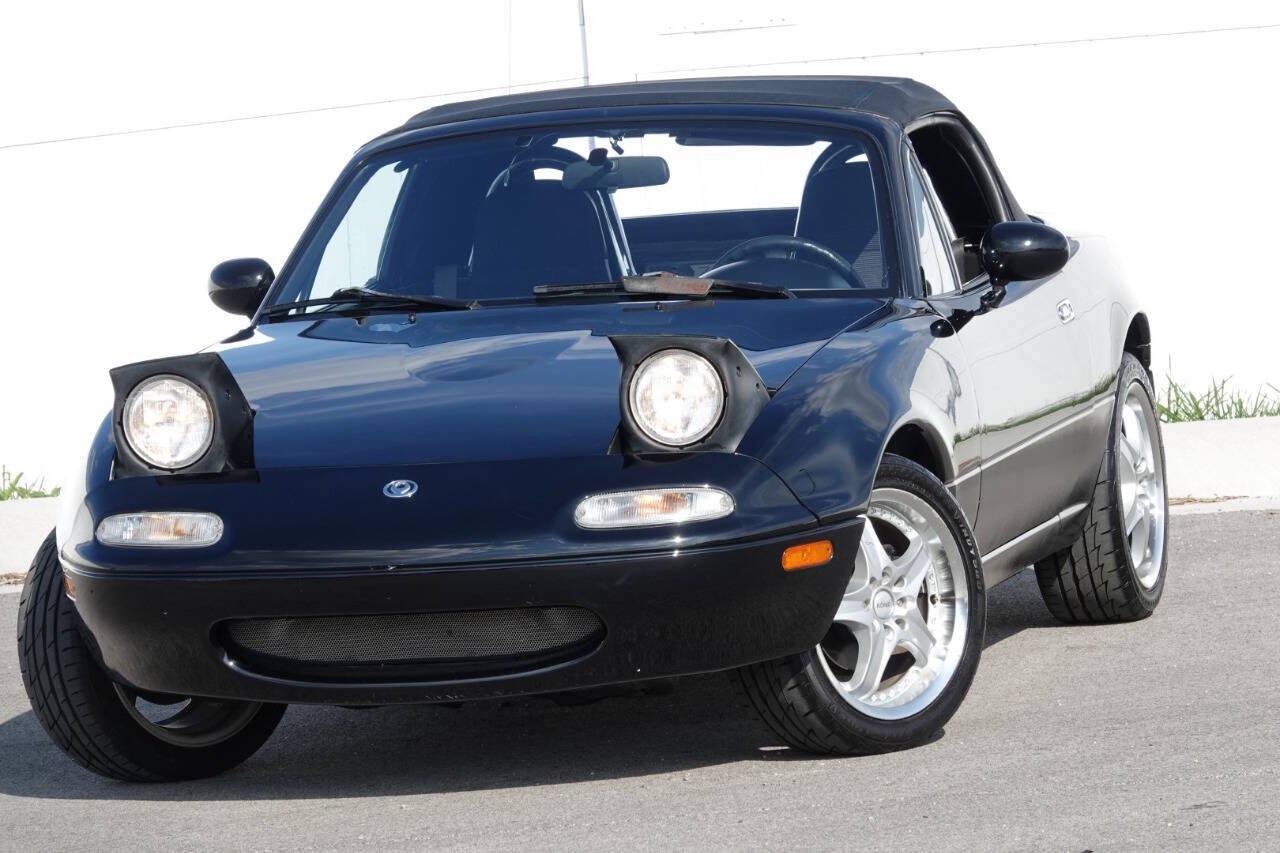 Used 1996 MAZDA MX-5 Miata RWD image 14