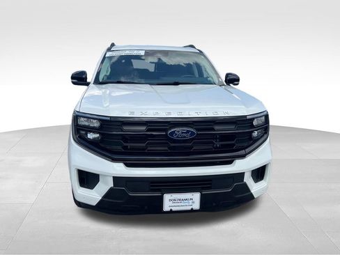 Used 2025 Ford Expedition Active AWD/4WD image 8