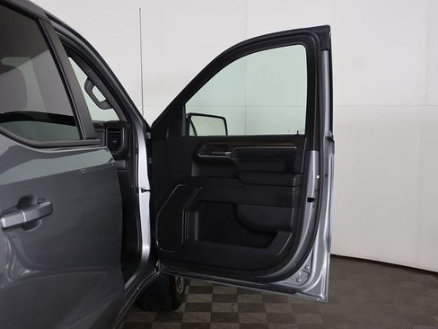 Used 2024 Chevrolet Silverado 1500 LT AWD/4WD image 18