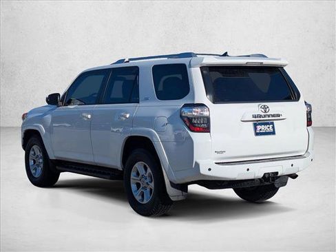 Used 2014 Toyota 4Runner SR5 image 7