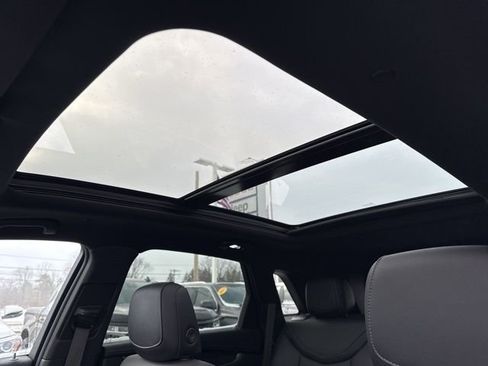 Used 2022 Cadillac XT5 Premium Luxury image 15