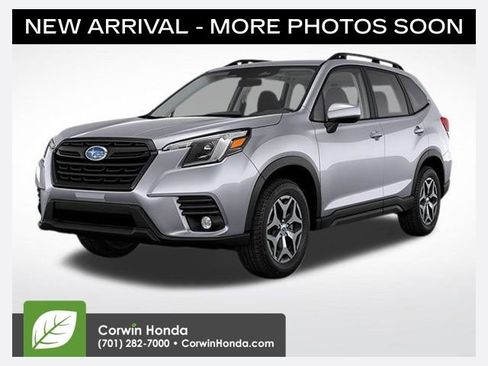 Used 2024 Subaru Forester Premium image 1