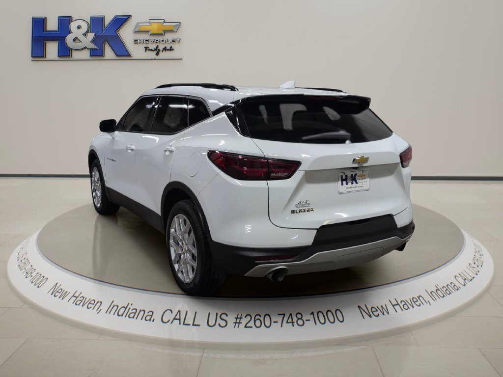 Used 2023 Chevrolet Blazer LT w/ LPO, Floor Liner Package FWD image 4
