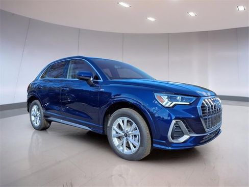 New 2025 Audi Q3 2.0T Premium image 1