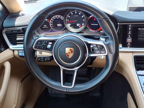 Used 2019 Porsche Panamera 4 AWD/4WD image 17