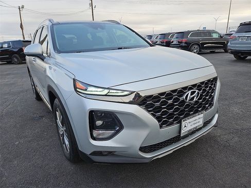 Used 2020 Hyundai Santa Fe Limited image 11