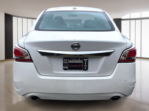 Used 2015 Nissan Altima 2.5 SL w/ Technology Package image 5
