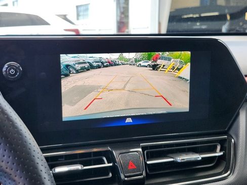 Used 2025 Chevrolet TrailBlazer RS w/ Convenience Package FWD image 20