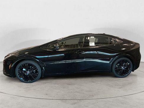 New 2026 Toyota Prius AWD image 2