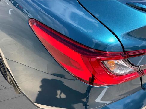 Used 2025 Toyota Camry SE FWD image 53