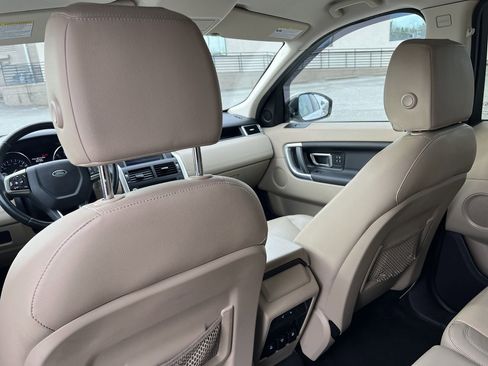 Used 2016 Land Rover Discovery Sport HSE image 25