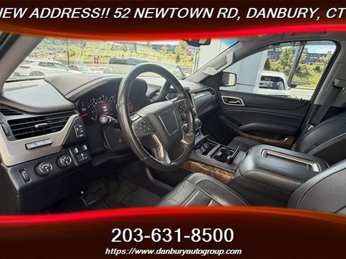 Used 2015 GMC Yukon Denali w/ Touring Package AWD/4WD image 17