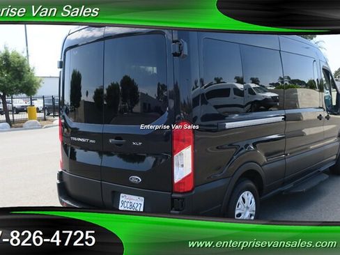 Used 2022 Ford Transit 350 XLT RWD image 5