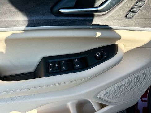 New 2025 Jeep Grand Cherokee Limited image 25